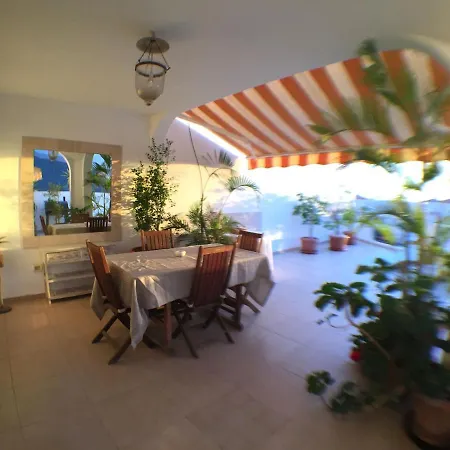 Semi-detached Holiday With Shared Pool, Near The Beach Of Costa Adeje